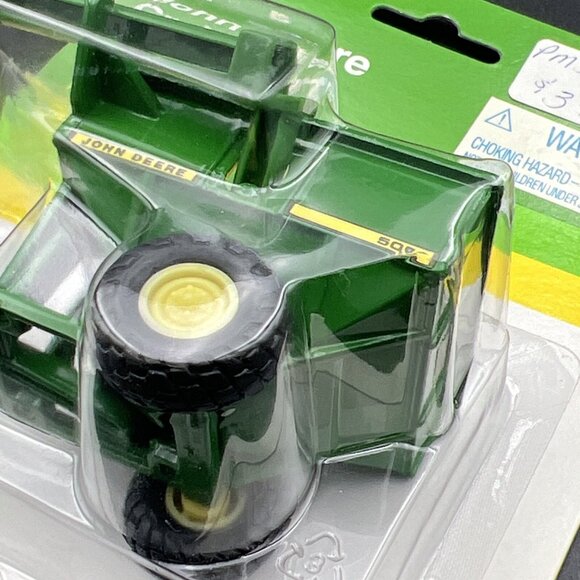 1992 Ertl John Deere 500 Grain Cart Auger Hitches to any 1/64 Scale Tractor 5565 - Picture 8 of 9